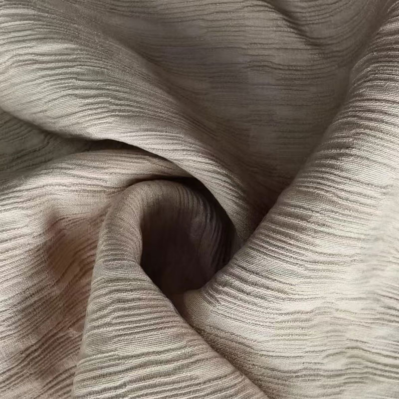 독특한 주름진 질감을 지닌 자카드 싱글 필라멘트 나일론 레이온 원단